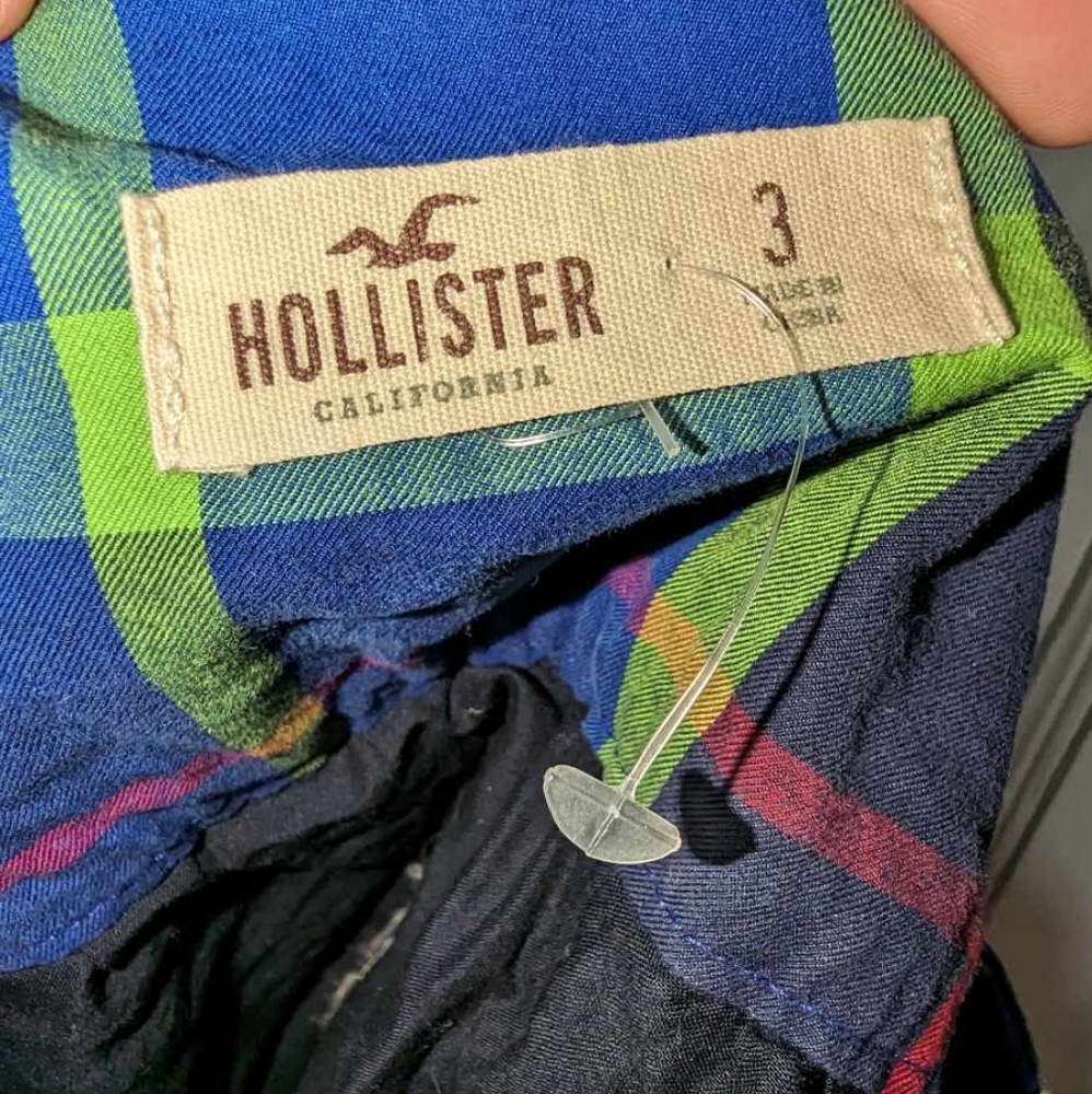 Y2K Hollister plaid mini skirt - Picture 3 of 4